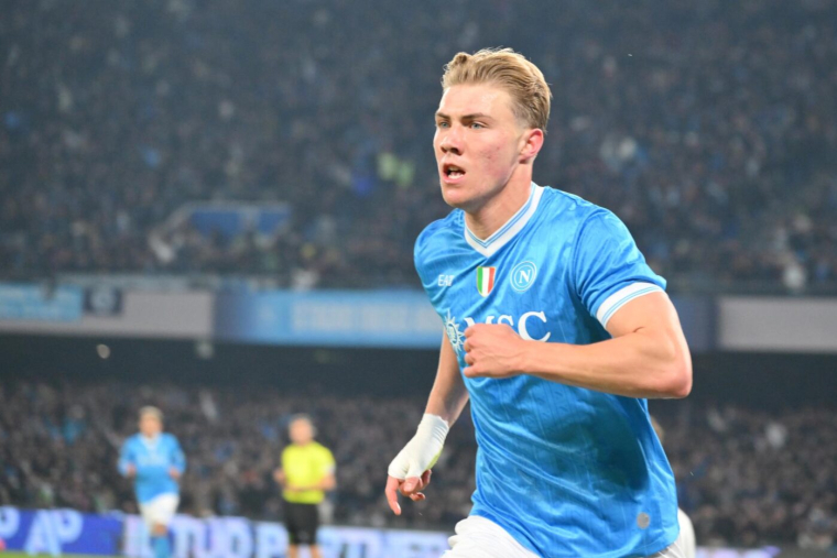 Naples bat la Juventus grâce au numéro 7