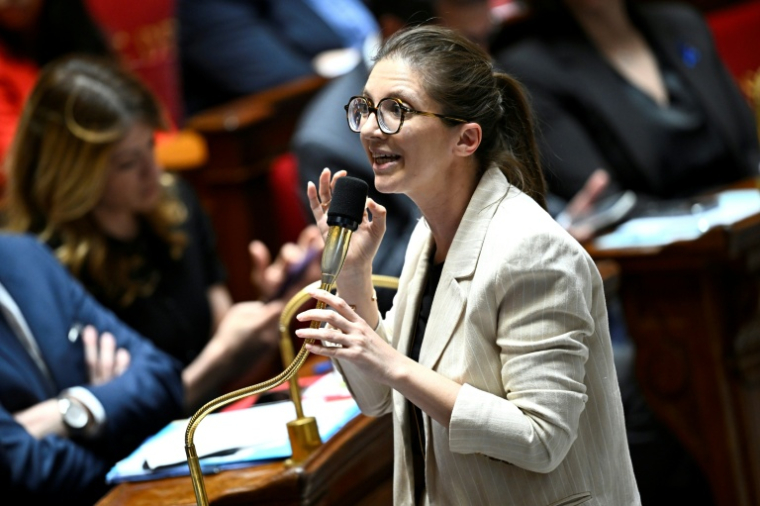 Aurore Bergé, secrétaire d'État chargée de l'Égalité, lors d'une séance de questions au gouvernement à l'Assemblée nationale, le7 avril 2026 à Paris ( AFP / JULIEN DE ROSA )