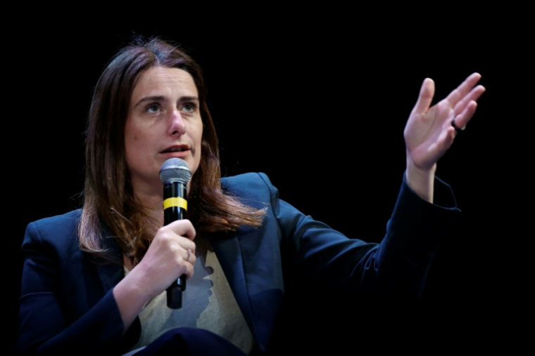 La secrétaire nationale des Ecologistes, Marine Tondelier, s'exprime lors du “Grand Débat des Gracques” le 11 avril 2026 à Paris ( AFP / Ian LANGSDON )