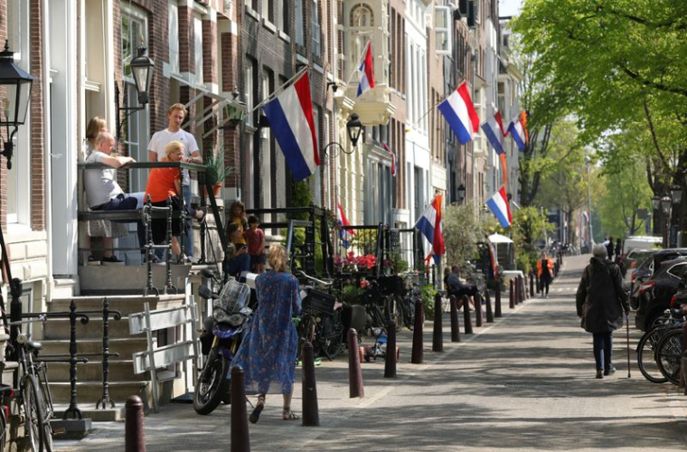 Célébrations de la Fête du Roi à Amsterdam pendant la pandémie de coronavirus (COVID-19)