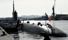 Un sous-marin Barracuda à Toulon. ( AFP / NICOLAS TUCAT )