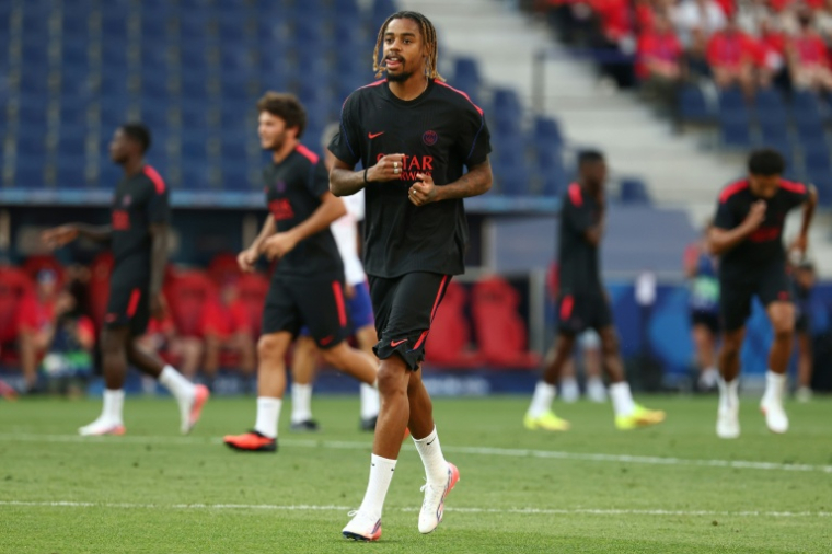 L'attaquant Bradley Barcola à l'entraînement avec le Paris SG avant la finale de la Supercoupe d'Europe le 11 août 2026 à Salzbourg (Autriche) ( AFP / FRANCK FIFE )