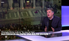Christophe Dickès : "Il y avait une simplicité du rite, le pape est un chrétien comme un autre"