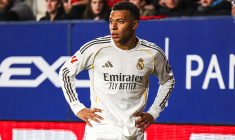 Mbappé de retour à Madrid pour soigner son genou