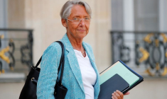 LE SMIC SERA AUGMENTÉ DE 0,99% AU 1ER JANVIER, DIT ELISABETH BORNE