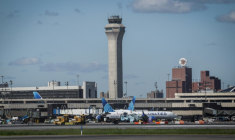 L'aéroport Newark Liberty International Airport (New Jersey), le 7 mai 2025 ( AFP / kena betancur )