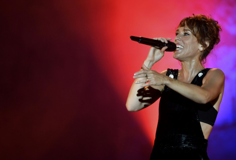 La chanteuse Zaz en concert au festival international de Carthage, en Tunisie, le 26 juillet 2022 ( AFP / FETHI BELAID )