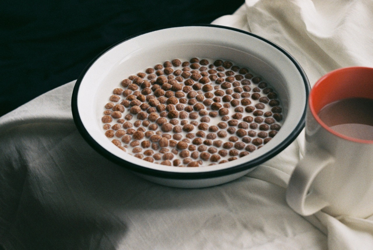 La nouvelle formule des Chocapic contiendra mois de sucre, de sel et de chocolat. (illustration) (sanjinerpa1 / Pixabay)