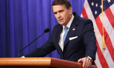 Le numéro deux du ministère américain de la Justice, Todd Blanche, lors d'une conférence de presse au ministère à Washington, le 30 janvier 2026 ( AFP / Alex Wroblewski )