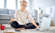 Une première fois ce n'est jamais évident même pour une déclaration d'impôt ( Crédits photo : ©  Jo baranq - stock.adobe.com  )