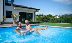 Les services de l’État ont désormais recours à l’intelligence artificielle pour traquer les constructions ou équipements non déclarés. ( crédit photo : GettyImages )