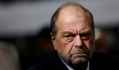 Le ministre français de la Justice Dupont-Moretti arrive pour le lancement des "Etats Généraux de la Justice" à Poitiers