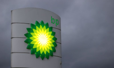 BP AUGMENTE SES RACHATS D'ACTIONS, LE 3E TRIMESTRE DOPÉ PAR LES PRIX DE L'ÉNERGIE