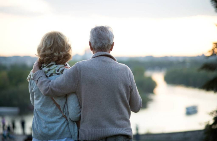 Retraite à l'étranger : 4 questions à se poser pour bien la préparer / iStock.com - MStudioImages