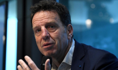 Geoffroy Roux de Bezieux, président du Medef, à Paris le 16 novembre 2022. ( AFP / ERIC PIERMONT )