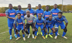 Les dix jours totalement fous des Diables noirs de Combani