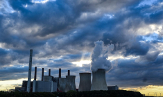 Une centrale au lignite de l'énergéticien RWE à Neurath, en Allemagne ( AFP / INA FASSBENDER )