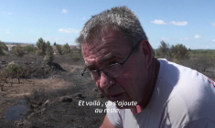 Incendies: un viticulteur de l'Aude face à ses vignes décimées