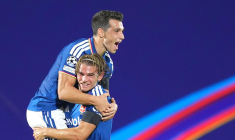 Côme s'offre une victoire historique