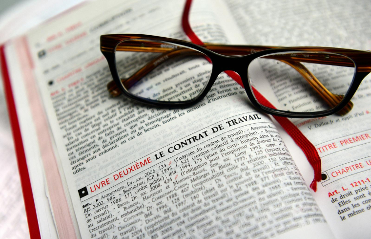 Le CDI n'est plus de le "graal" d'avant, constate la CPME ( AFP / FRANCK FIFE )