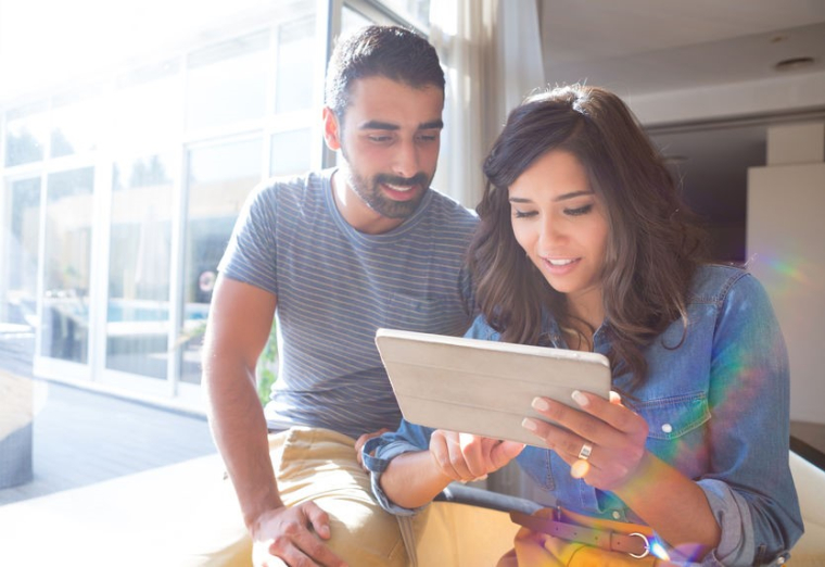 Le durcissement des conditions d'octroi des prêts immobiliers bancaires complique considérablement l'accession à la propriété des Millenials (Crédit photo: 123RF)