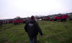 Des agriculteurs mobilisés autour de l'A84, dans la Manche