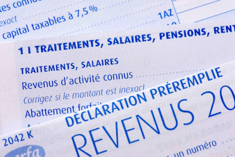 La déclaration non-dématérialisée reste possible à condition de respecter certaines conditions (Crédit photo: © HJBC - stock.adobe.com)