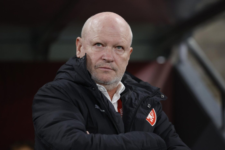 En course pour le Mondial 2026, la Tchéquie montre la porte à Ivan Hašek