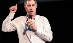 François Ruffin, le 29 mars 2023,à Lavelanet ( AFP / Charly TRIBALLEAU )