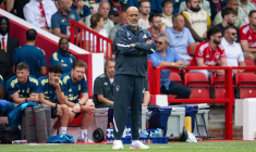 Tensions entre Nuno Espirito Santo et Evángelos Marinákis à Nottingham Forest