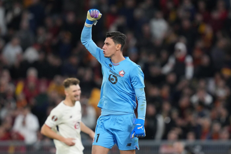 Özer réussit l'exploit d'arrêter trois penlatys consécutifs !