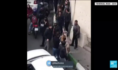 En Iran, l'abolition de la police des moeurs laisse sceptique