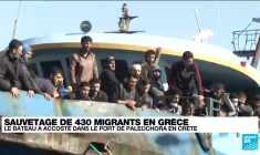 Grèce : sauvetage de plus de 400 migrants, Athènes appelle à la "solidarité" européenne