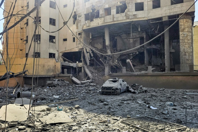 Un bâtiment fortement endommagé par des frappes israéliennes à Beyrouth, au Liban, le 3 mars 2026 ( AFP / - )