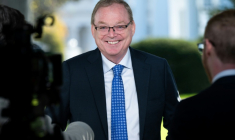 Kevin Hassett, le principal conseiller économique de Donald Trump, à Washington le 24 octobre 2025 ( AFP / SAUL LOEB )