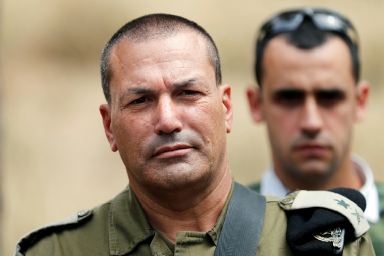 Le chef de l'armée israélienne Eyal Zamir à Nahal Oz le 20 avril 2018 ( AFP / THOMAS COEX )