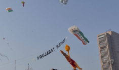 Inde: Narendra Modi et le chancelier allemand au festival international de cerfs-volants