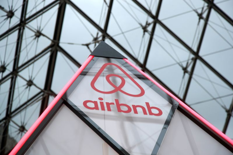 AIRBNB VISE DÉSORMAIS UNE ENTRÉE EN BOURSE À $42 MILLIARDS
