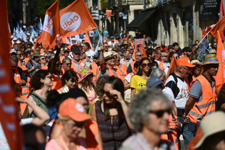 Manifestation à Bordeaux le 18 septembre 2025 ( AFP / Christophe ARCHAMBAULT )