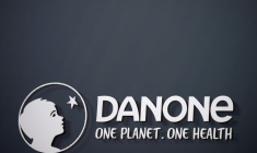 DANONE PRÉVIENT D'UN T1 ENCORE DIFFICILE, VEUT DIALOGUER AVEC LES ACTIONNAIRES