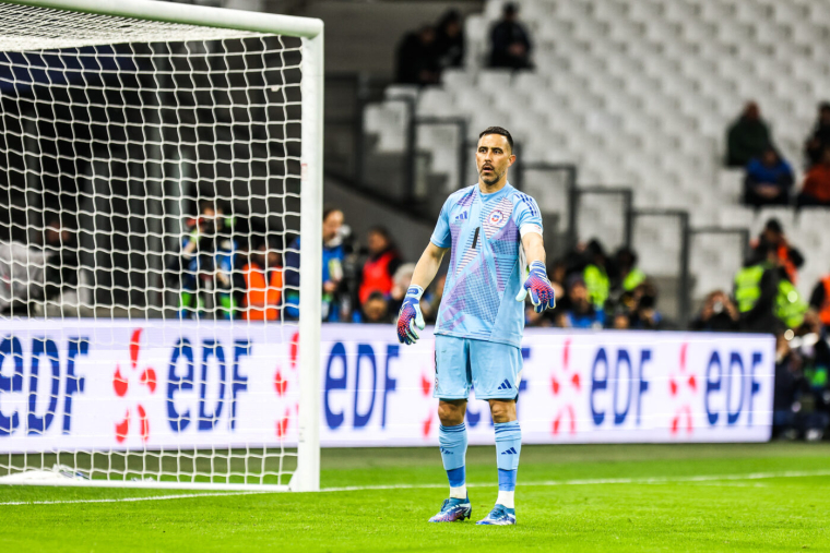 Stop ou encore pour Claudio Bravo ?