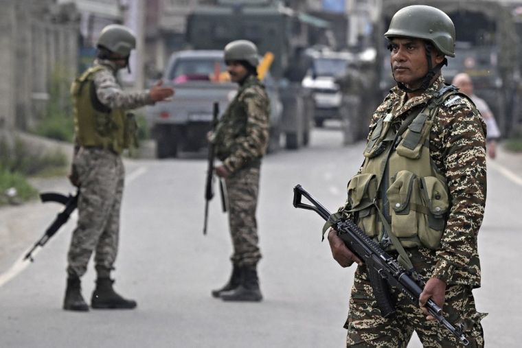 Des militaires indiens à Srinagar, en Inde, le 7 mai 2025. ( AFP / TAUSEEF MUSTAFA )
