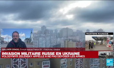 Ukraine : un immeuble résidentiel touché par un missile à Kiev