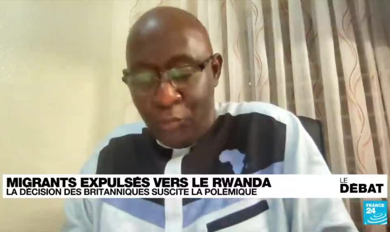 Migrants expulsés vers le Rwanda : la décision des Britanniques suscite la polémique