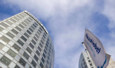 AKZO NOBEL REJETTE UNE OFFRE DE PPG INDUSTRIES