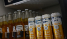 Le pari olympique de Corona Cero exacerbe la rivalité dans la bière sans alcool