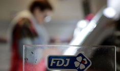 FRANÇAISE DES JEUX: LE MAIRE SALUE UN "IMMENSE SUCCÈS POPULAIRE"