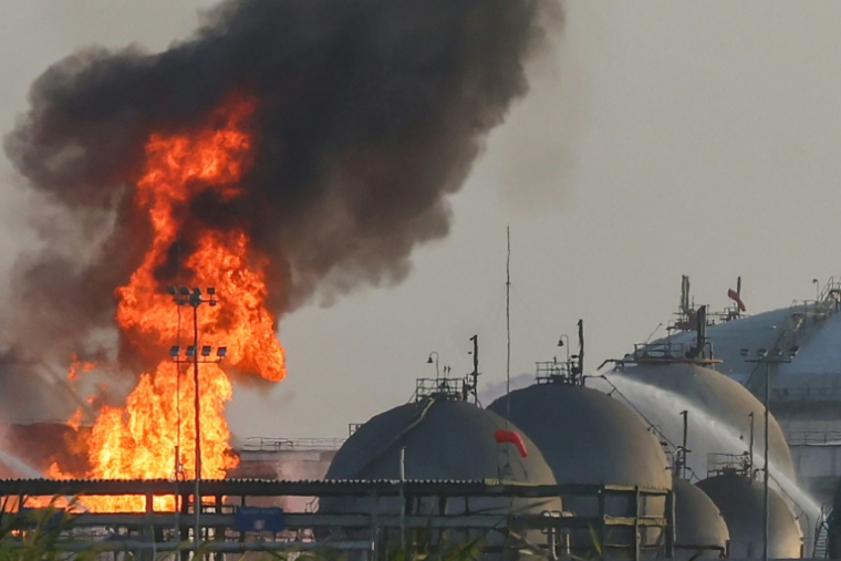 Incendie dans une installation de la compagnie pétrolière saoudienne Aramco au sud de Ryad, le 3 octobre 2026 ( AFP / - )