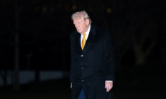 Le président américain Donald Trump revient de Floride à la Maison Blanche, à Washington