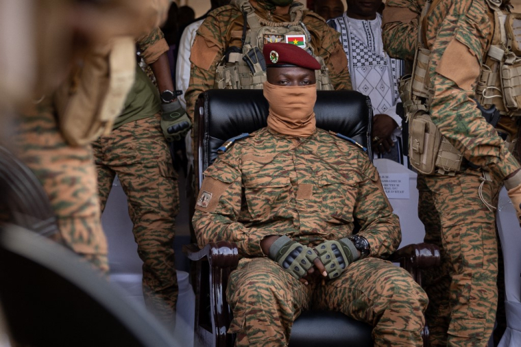 Le président du Burkina Faso, Ibrahim Traoré, à Ouagadougou, au Burkina Faso, le 15 octobre 2022. ( AFP / OLYMPIA DE MAISMONT )